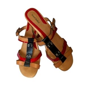 Josef Seibel slip on Sandals  European Size 41.  Black red and tan like new cond